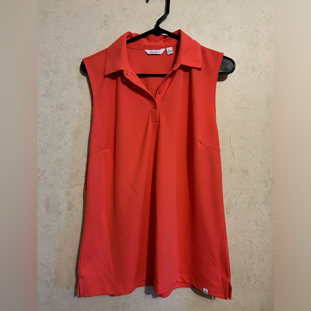 Lady Hagen sleeveless top